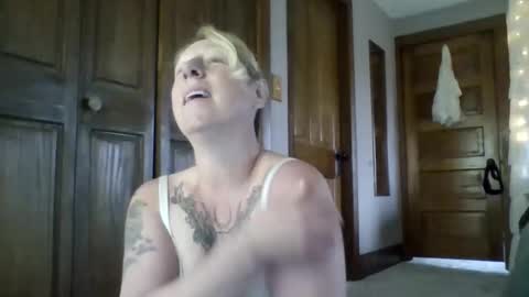 JJ online show from 04.14.26