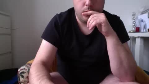 Snapshot of ovid231 chatting on 02.14.26 92 online show from 02.14.26