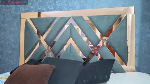 owen desmond online show from 10.12.25