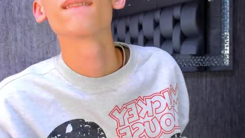 owen_stone1 online show from 03.08.25