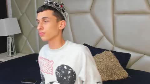 owen_stone1 online show from 03.12.25