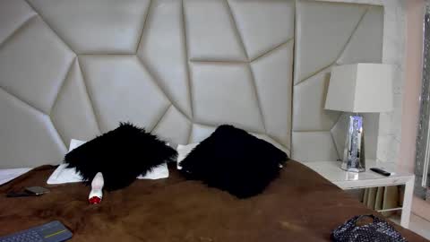 owen_stone1 online show from 04.11.26