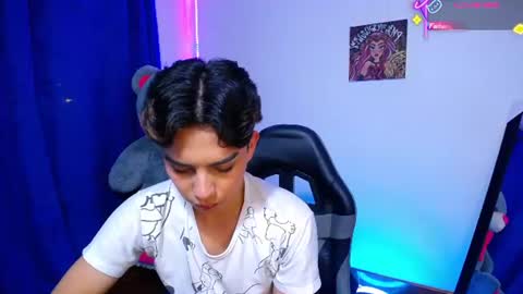 Snapshot of owenblue__ chatting on 06.09.26 Owen Independent model online show from 06.09.26