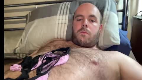 Owen2022 online show from 03.05.25