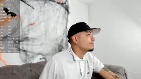 O W E N - S T O N E online show from 11.05.25