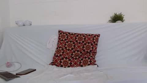 Jeannifer online show from 01.14.25