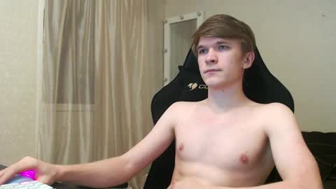 Snapshot of oydikey chatting on 12.17.25 Oydin online show from 12.17.25