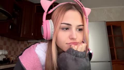 Eva online show from 02.08.26