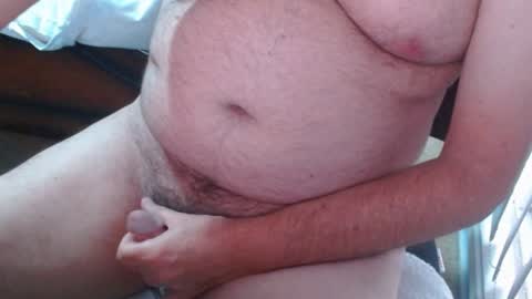 Snapshot of ozzieozzieoi chatting on 01.30.25 HairyolOz online show from 01.30.25