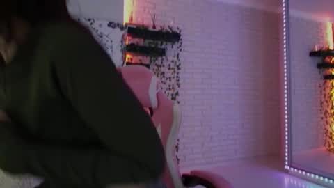 Snapshot of p0rsche911 chatting on 12.05.24 Alice online show from 12.05.24