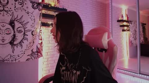 Snapshot of p0rsche911 chatting on 12.27.24 Alice online show from 12.27.24