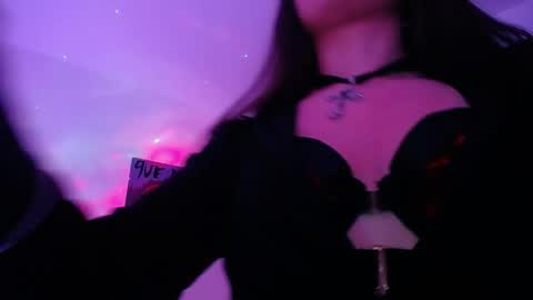 Paris online show from 06.07.26