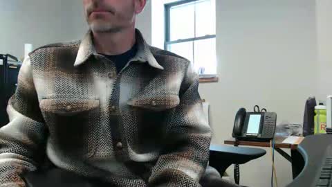 Snapshot of paddleme100 chatting on 01.06.25 Paddle me online show from 01.06.25