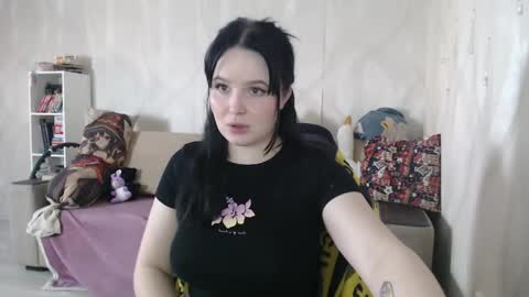 Lizzi  Igor online show from 05.17.26