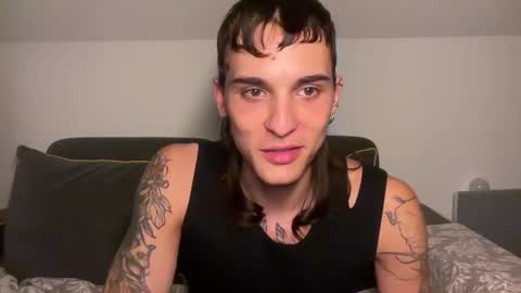 Snapshot of palm1stry chatting on 10.30.25 Ayden online show from 10.30.25