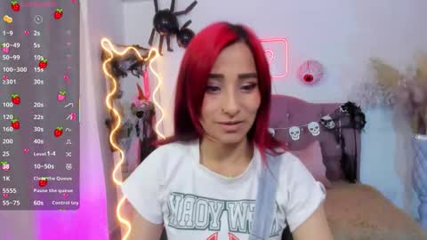 palmerfox_tay online show from 10.26.25