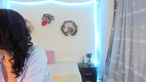 Paloma  online show from 12.06.24