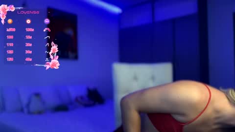 Snapshot of pame_leon chatting on 02.06.25 . online show from 02.06.25