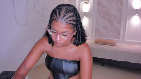 pamela online show from 10.20.25