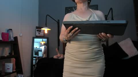 Snapshot of pamela_mature41 chatting on 06.01.26 pamela_mature41 online show from 06.01.26