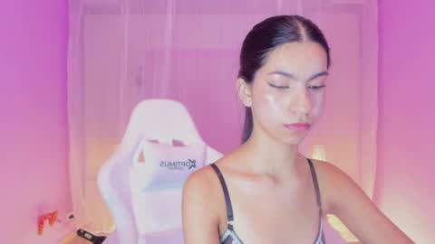 Snapshot of pamelaascott chatting on 01.23.25 P A M online show from 01.23.25