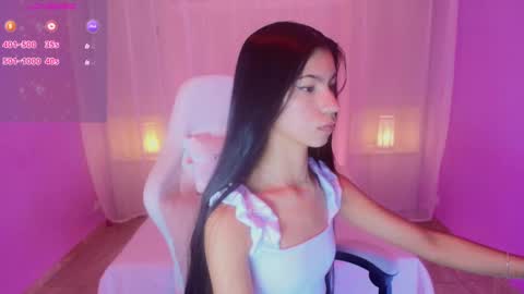 Snapshot of pamelaascott chatting on 02.18.25 P A M online show from 02.18.25