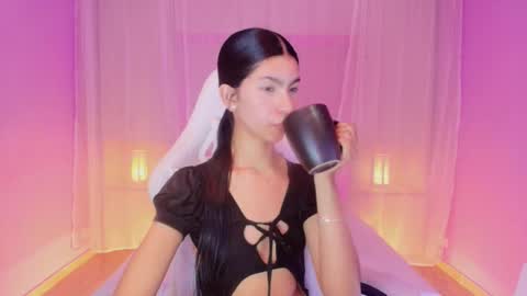 Snapshot of pamelaascott chatting on 03.06.25 P A M online show from 03.06.25