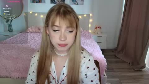 Lina online show from 03.13.26