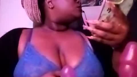 pandamami online show from 02.12.25