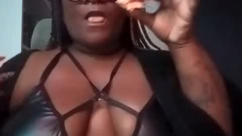 pandamami online show from 02.16.25