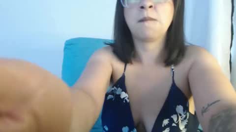 Snapshot of pandoragirlxxx chatting on 01.19.25 Carolinesworldx online show from 01.19.25