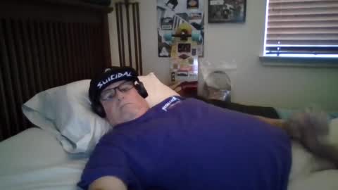 panos online show from 10.13.25