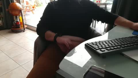 Snapshot of pantyrafke chatting on 01.27.25 pantyrafke online show from 01.27.25