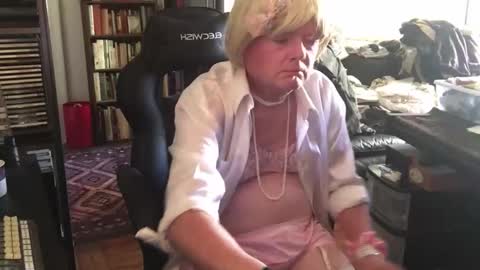 Pantyvioletlace online show from 12.14.24