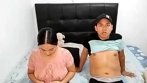 Paola 23 and Andres 25 online show from 02.17.25