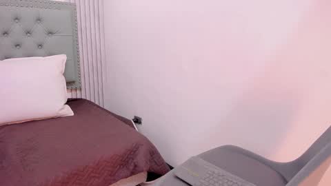    online show from 01.26.25