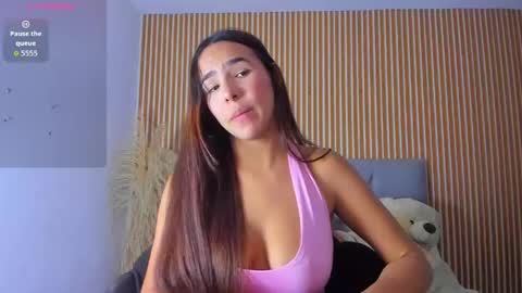 Snapshot of paolabigboobs_ chatting on 05.13.26 paola online show from 05.13.26