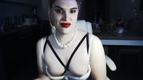 Snapshot of paoladoll chatting on 12.06.24 Sarina Williams online show from 12.06.24