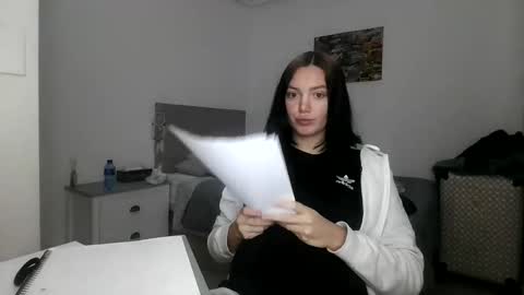 Snapshot of paolahard chatting on 12.04.25 Paola Hard online show from 12.04.25