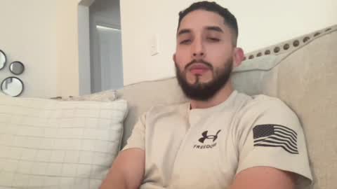 papicubano_guapo23cm online show from 11.16.25