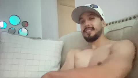 Snapshot of papicubano_guapo23cm chatting on 06.18.26 papicubano_guapo23cm online show from 06.18.26