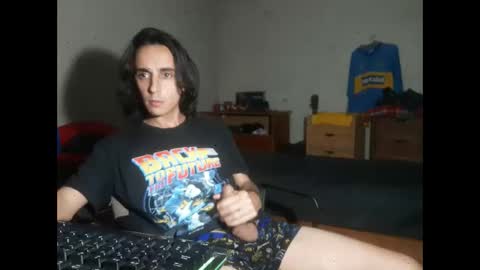 Snapshot of papito20cm chatting on 01.06.25 Lau online show from 01.06.25