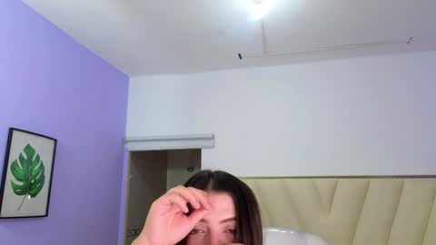 Snapshot of paradise_doll_s chatting on 02.01.25 Amy and my doll online show from 02.01.25