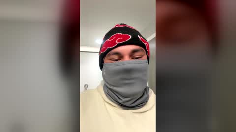 parejamisteriosa69 online show from 12.17.25