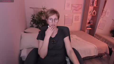 Paris online show from 04.19.26