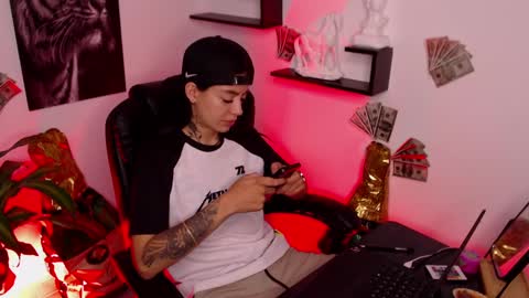 Paris D angelo online show from 12.15.24