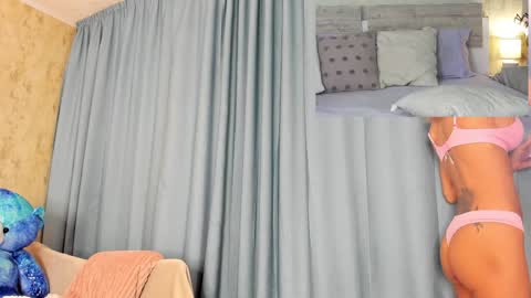 Paris online show from 12.14.24