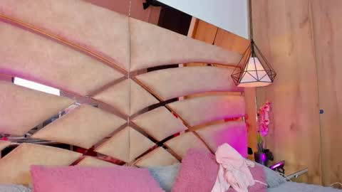 PARKER  online show from 01.15.26