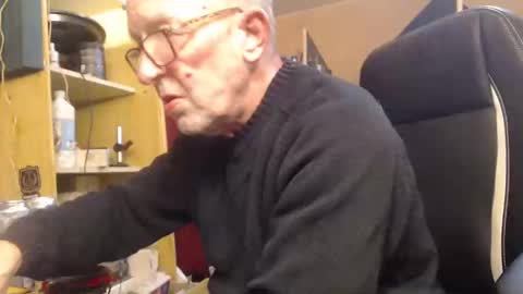 pascal88881 online show from 01.05.25