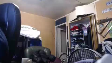 pascal88881 online show from 10.31.25